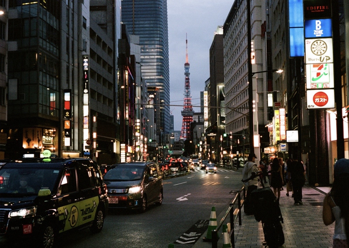 Tokyo street lights leading toward Tokyo Tower